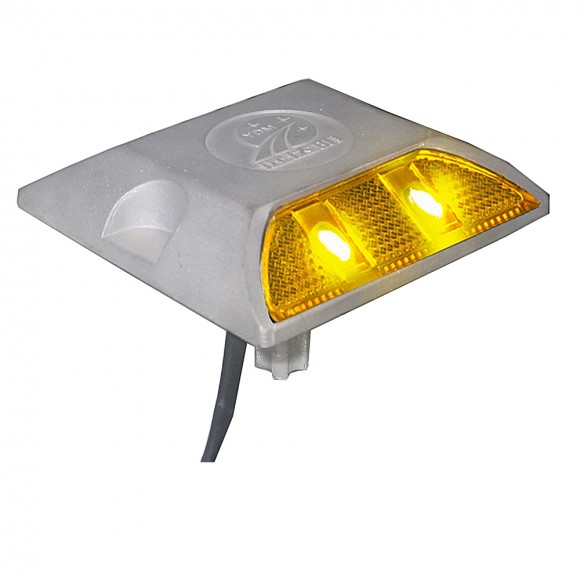 road stud light